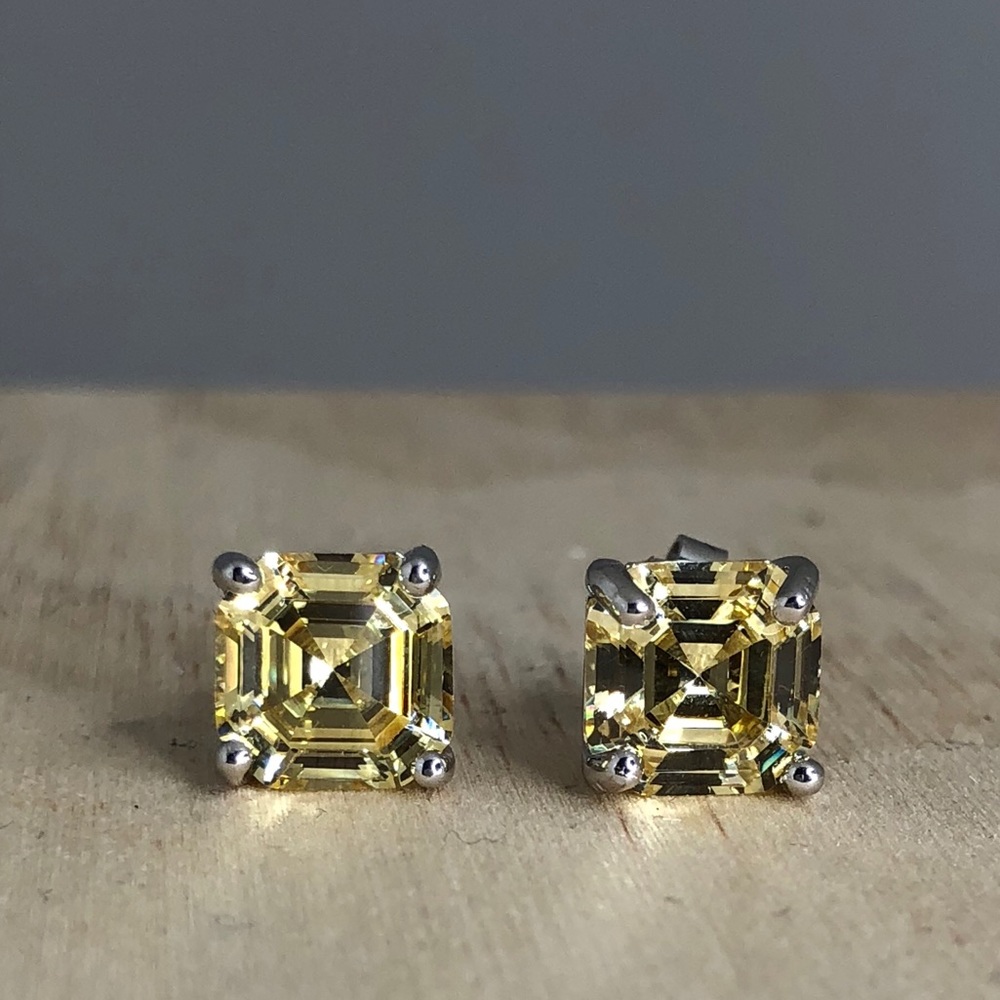 New AAAAA Yellow Diamond CZ asscher cut earrings